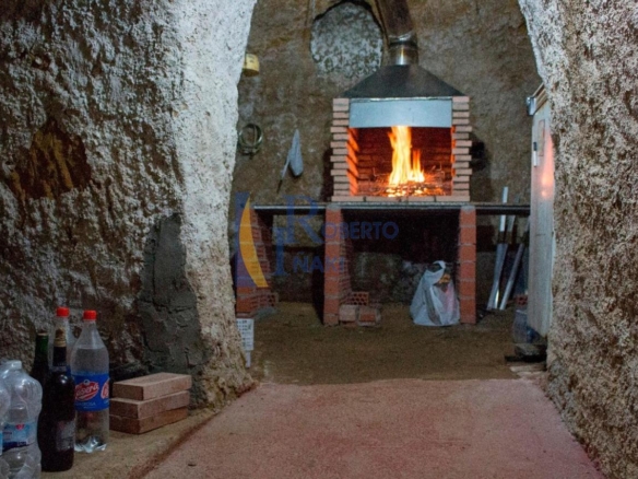 VENTA BODEGA EN FRESNO DE LA VEGA
