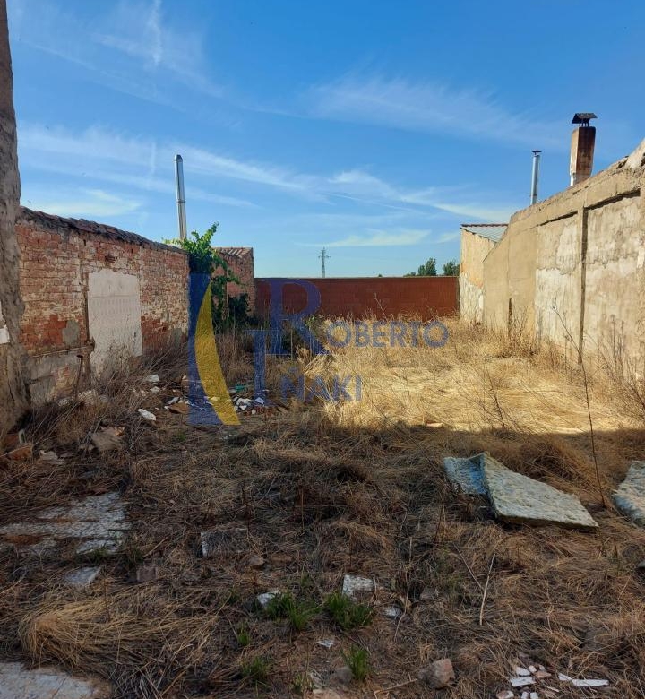 SOLAR URBANO, ZONA TRANQUILA