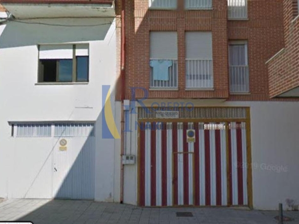 VENTA COCHERAS CERRADAS