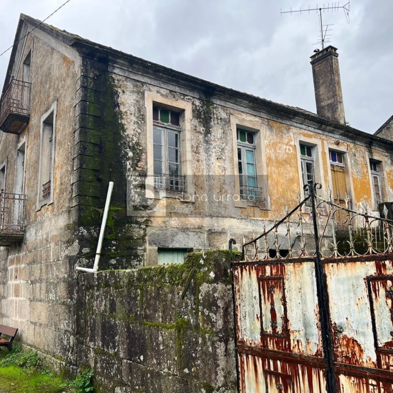 INCREIBLE CASA PARA REFORMAR