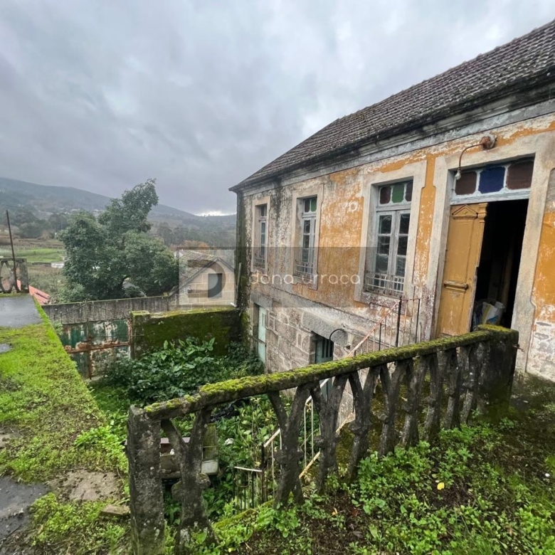 INCREIBLE CASA PARA REFORMAR
