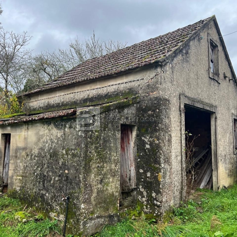 INCREIBLE CASA PARA REFORMAR