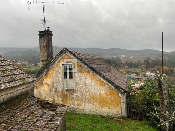 INCREIBLE CASA PARA REFORMAR