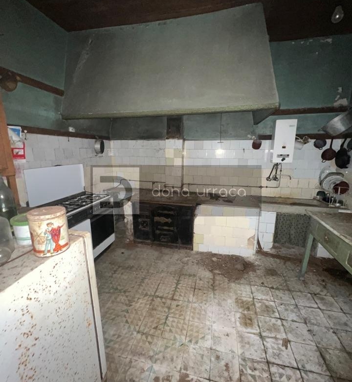 INCREIBLE CASA PARA REFORMAR