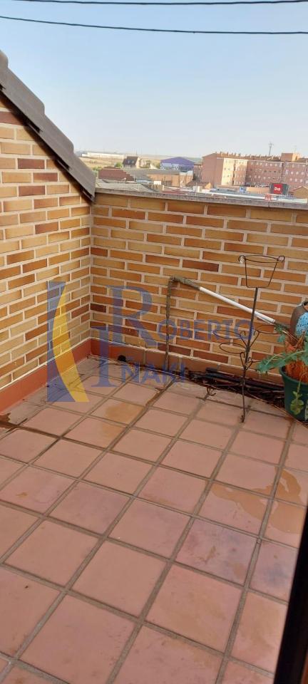 167214664900138477_166915008936 VENTA DUPLEX