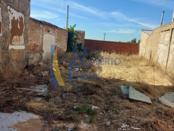 SOLAR URBANO, ZONA TRANQUILA