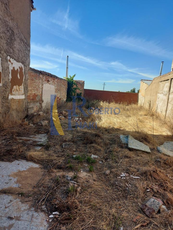 SOLAR URBANO, ZONA TRANQUILA