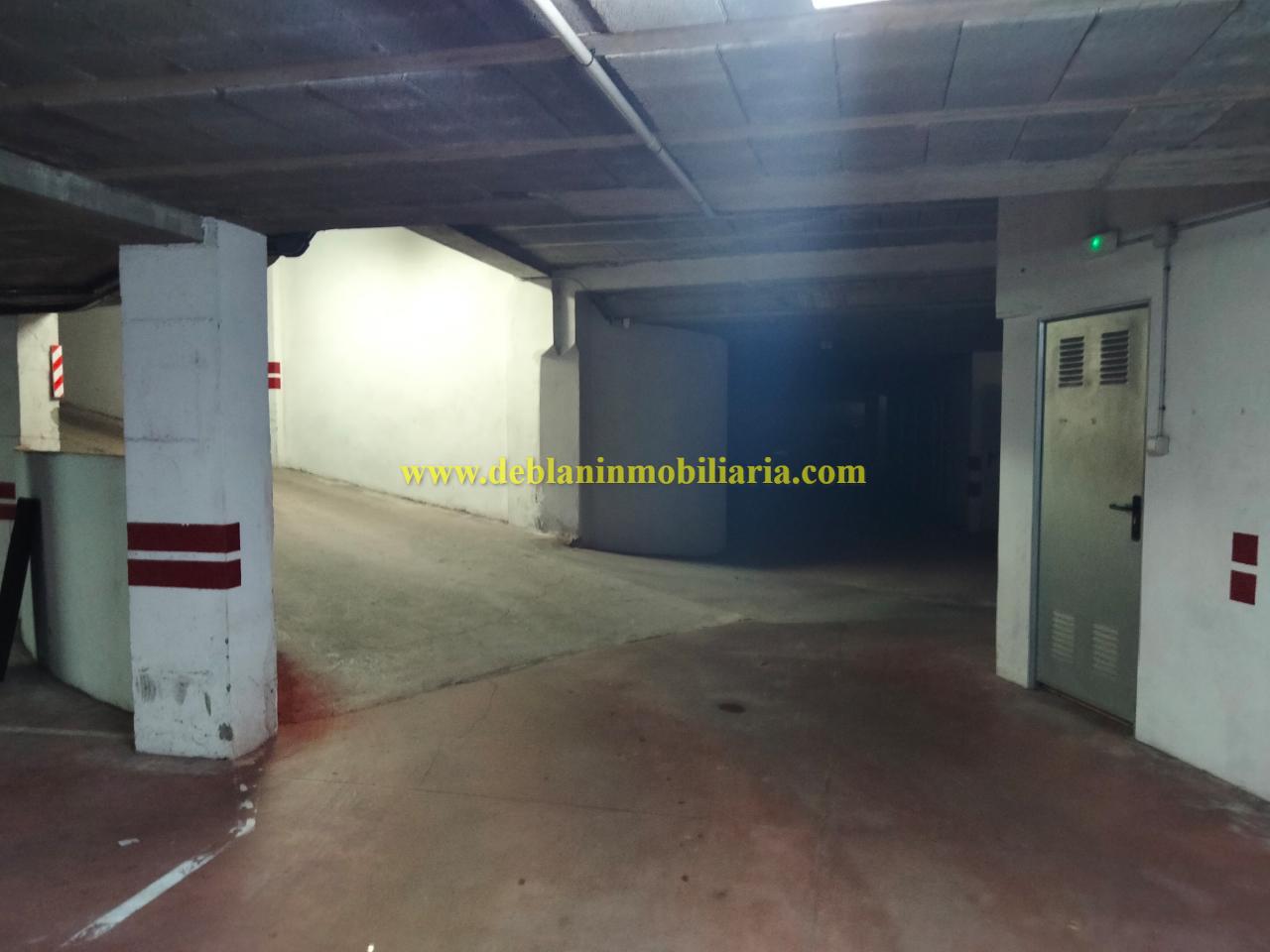 167466813700004161_167466799174 SE VENDE PLAZA DE GARAJE EN EL CENTRO DE TOMIÑO