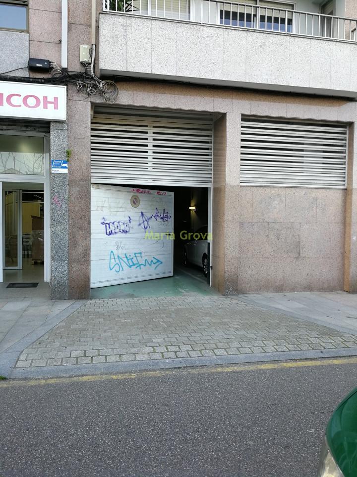 167778117400003684_154296866470 Plaza para coche en Vigo