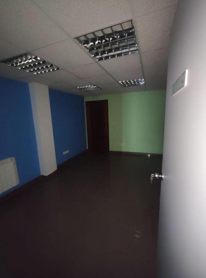168189529602500023459_168121232741 Local Comercial en Narón