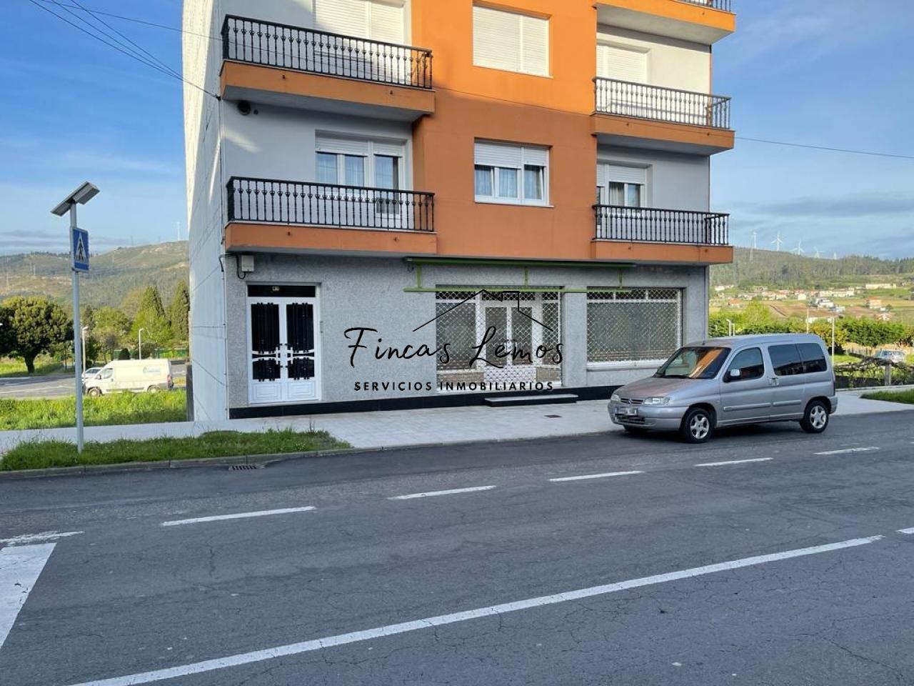 168206372895600023487_168206370941 Local Comercial en Vimianzo