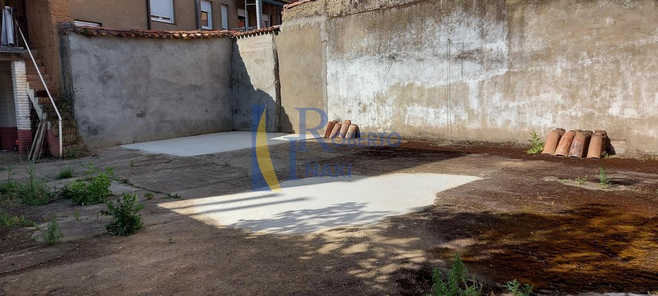 168440787282600031682_166915126385 CASA CENTRICA CON LOCAL COMERCIAL