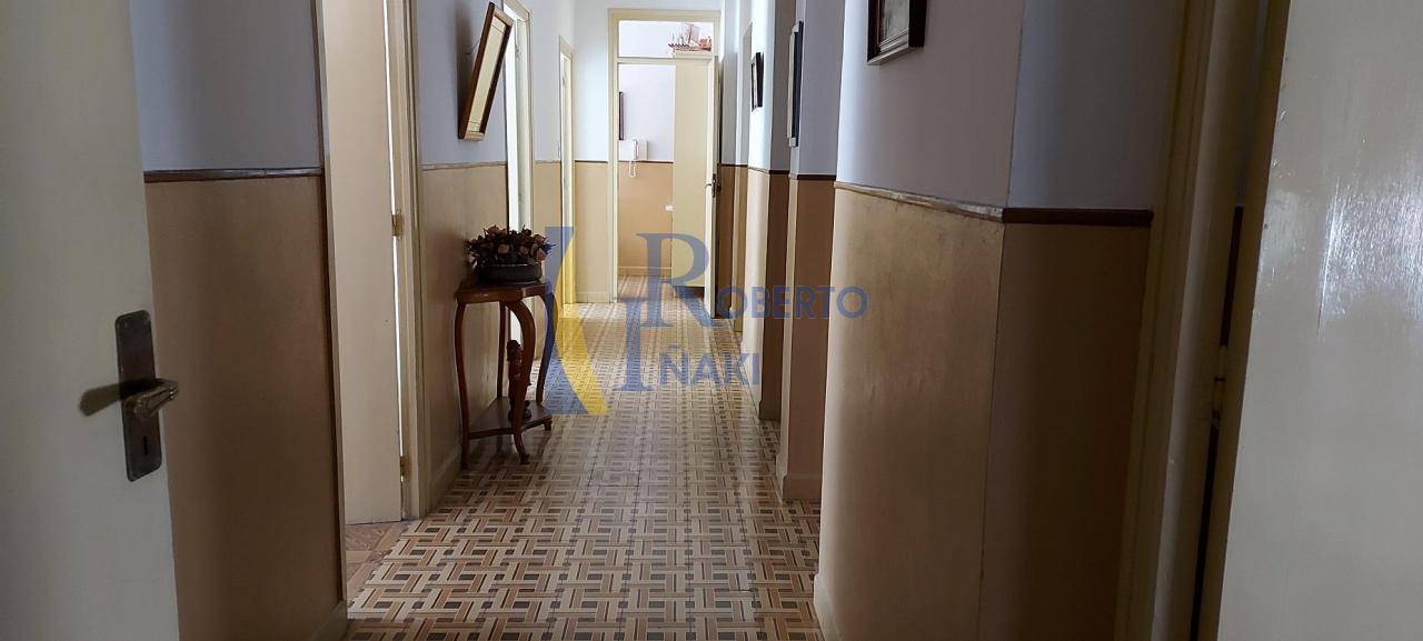 168440787563900031682_166915127204 CASA CENTRICA CON LOCAL COMERCIAL