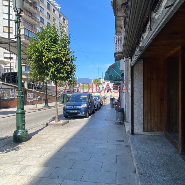 Local en Carral, centro de Vigo