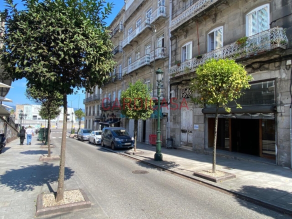 Local en Carral, centro de Vigo