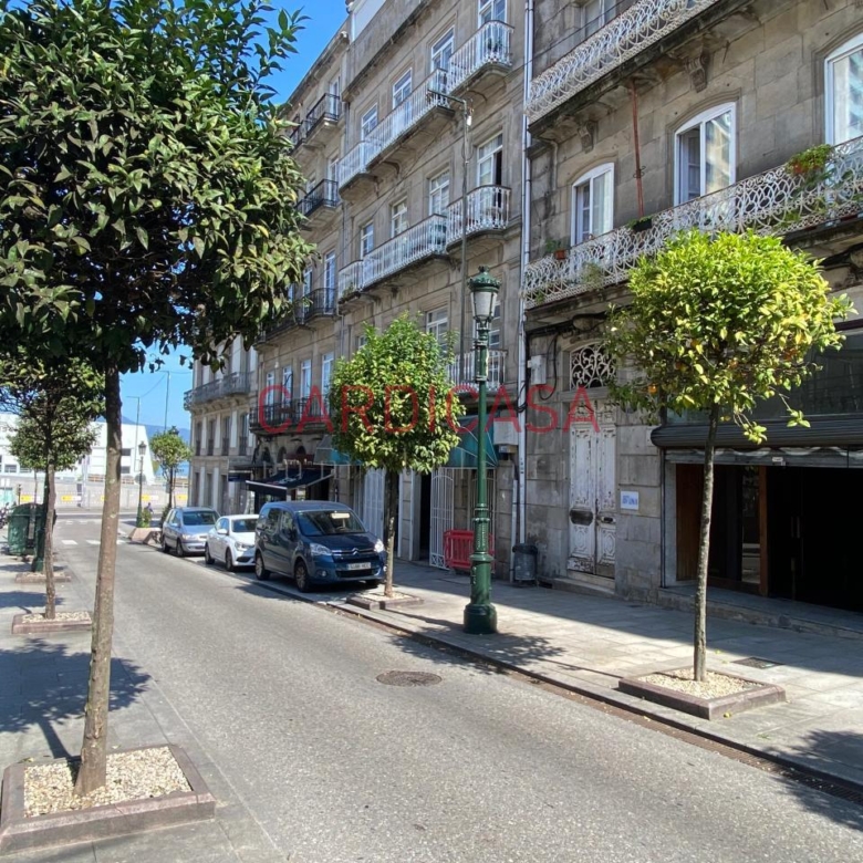 Local en Carral, centro de Vigo