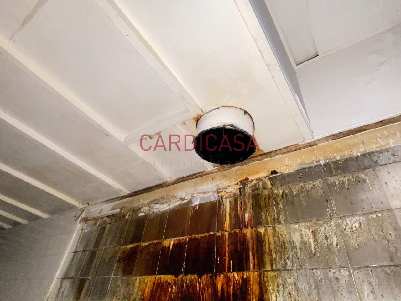 168448713259600023675_168328689683 Local en Carral, centro de Vigo