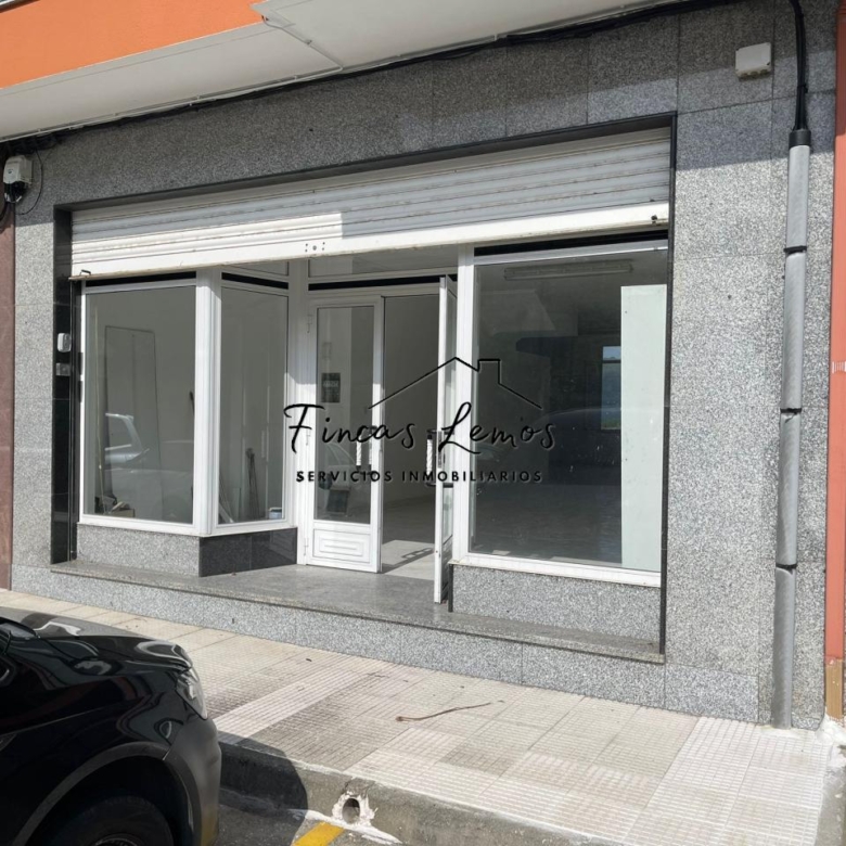 Local Comercial de 122 m2 en Vimianzo