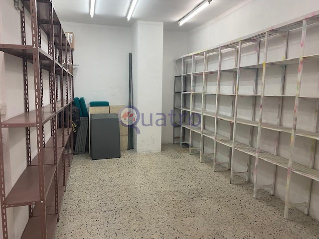 168502809291700023713_168502781751 Se alquila local comercial al lado de la Plaza Mayor