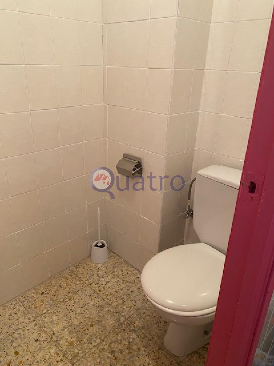 168502809324800023713_168502781930 Se alquila local comercial al lado de la Plaza Mayor