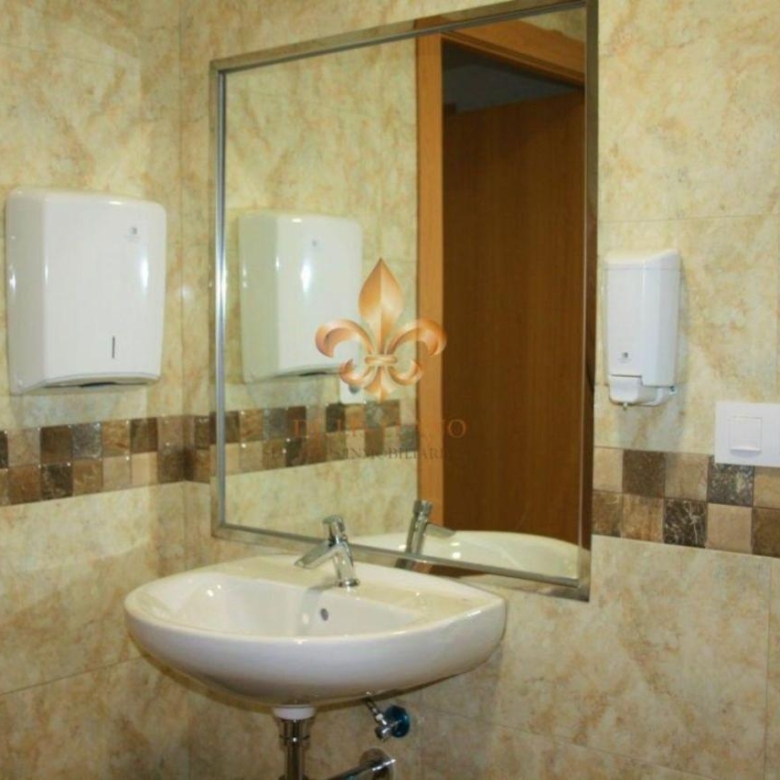 Fantástico local en venta en O Porriño