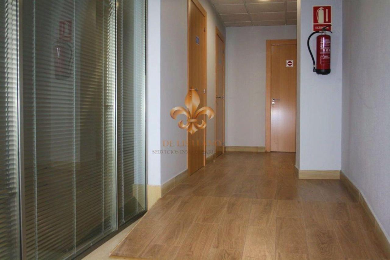 Fantástico local en venta en O Porriño