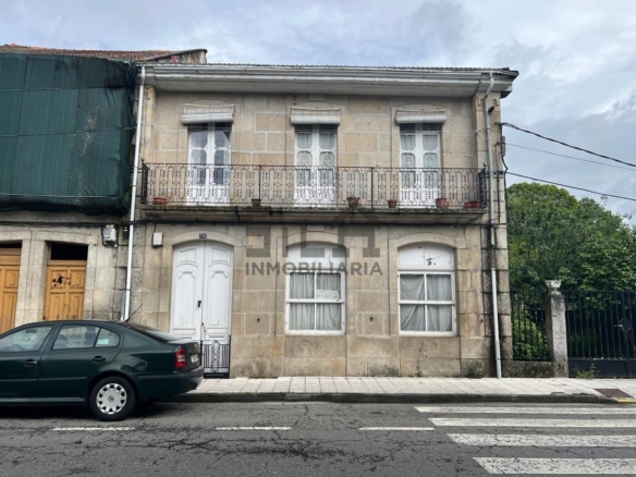VENTA CASA EN O CARBALLIÑO