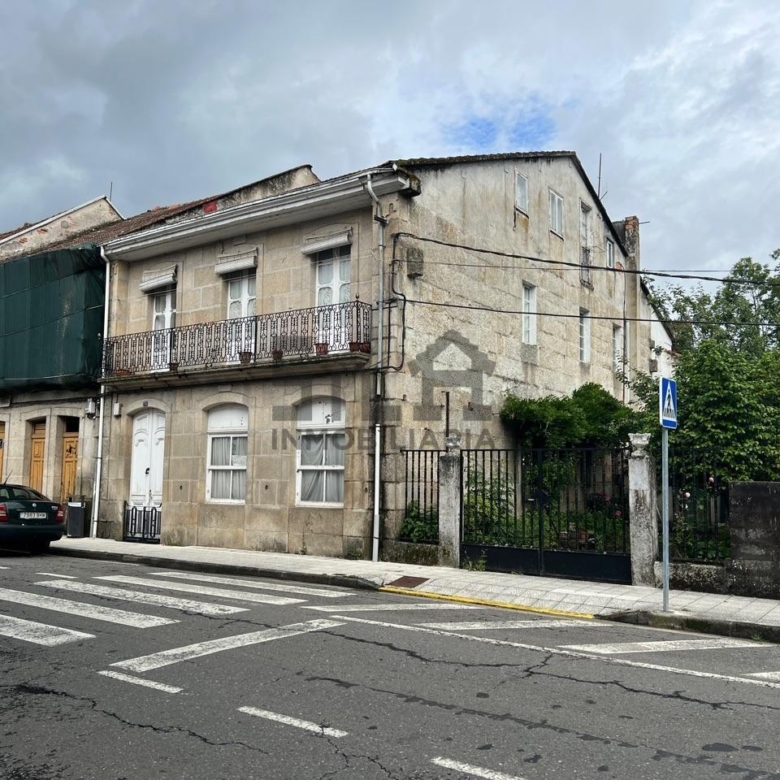 VENTA CASA EN O CARBALLIÑO