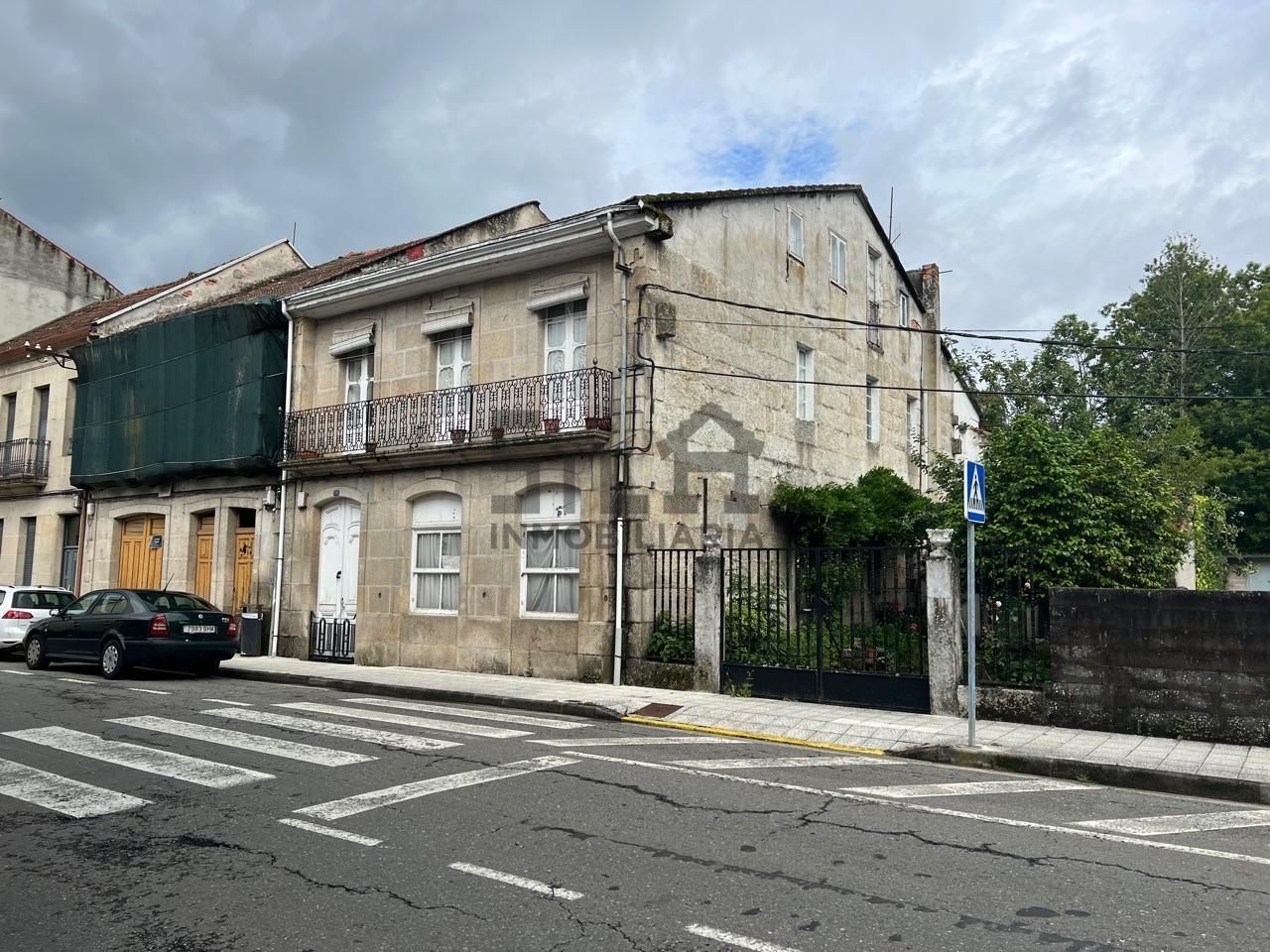 168676249062800033915_168676238595 VENTA CASA EN O CARBALLIÑO