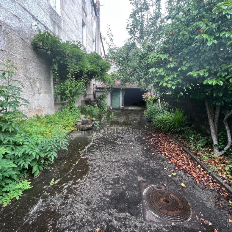 VENTA CASA EN O CARBALLIÑO