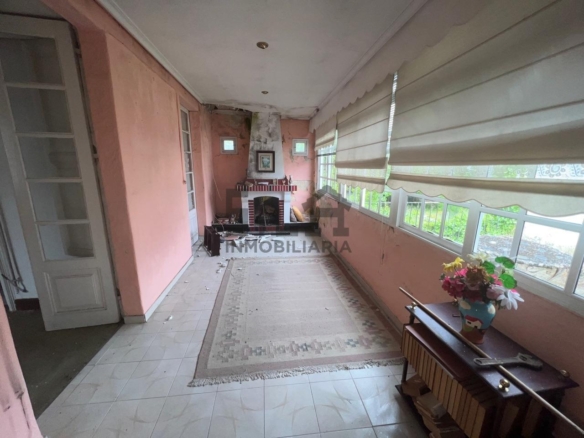 VENTA CASA EN O CARBALLIÑO