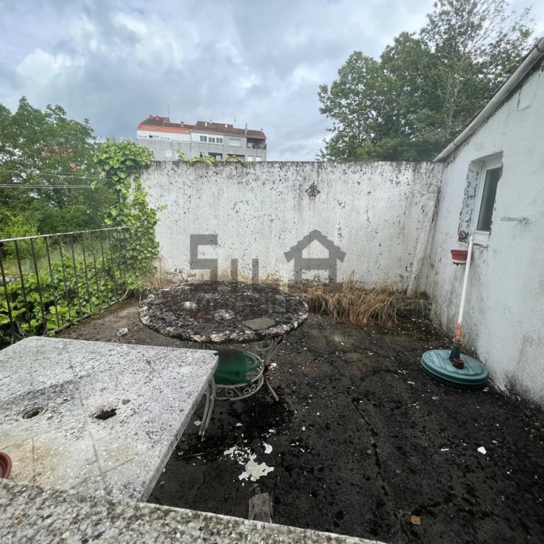 VENTA CASA EN O CARBALLIÑO