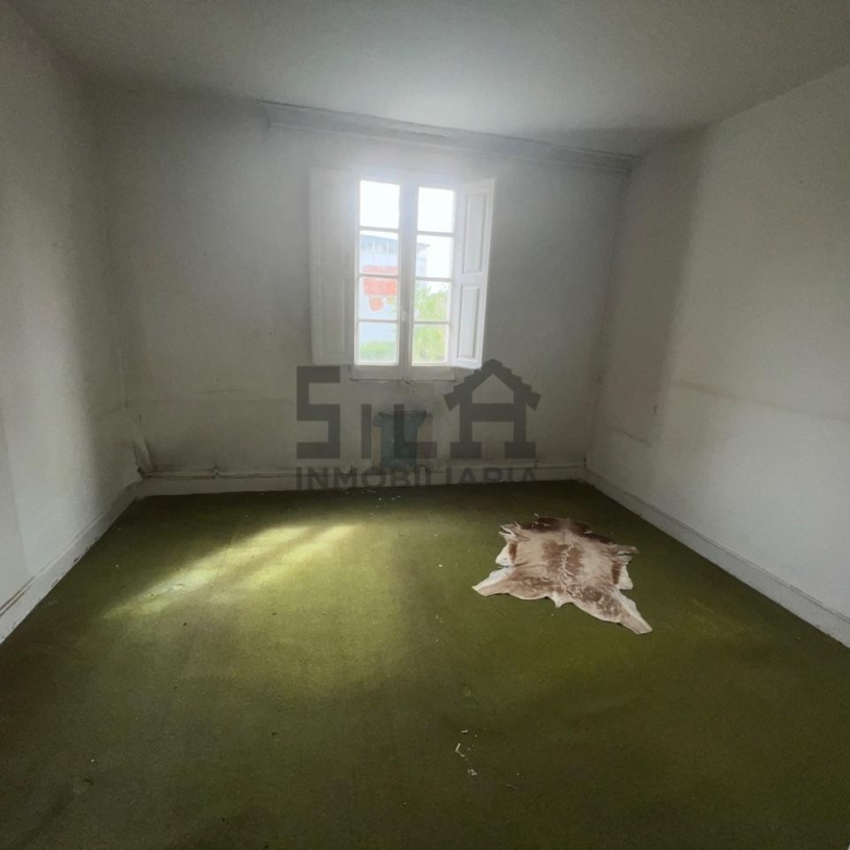 VENTA CASA EN O CARBALLIÑO