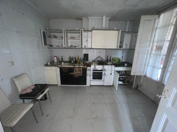 VENTA CASA EN O CARBALLIÑO