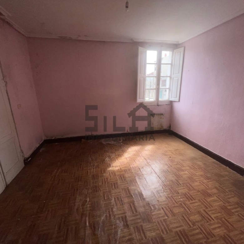 VENTA CASA EN O CARBALLIÑO