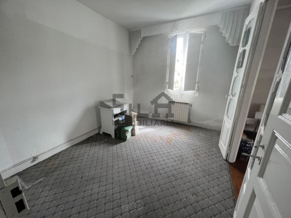 VENTA CASA EN O CARBALLIÑO
