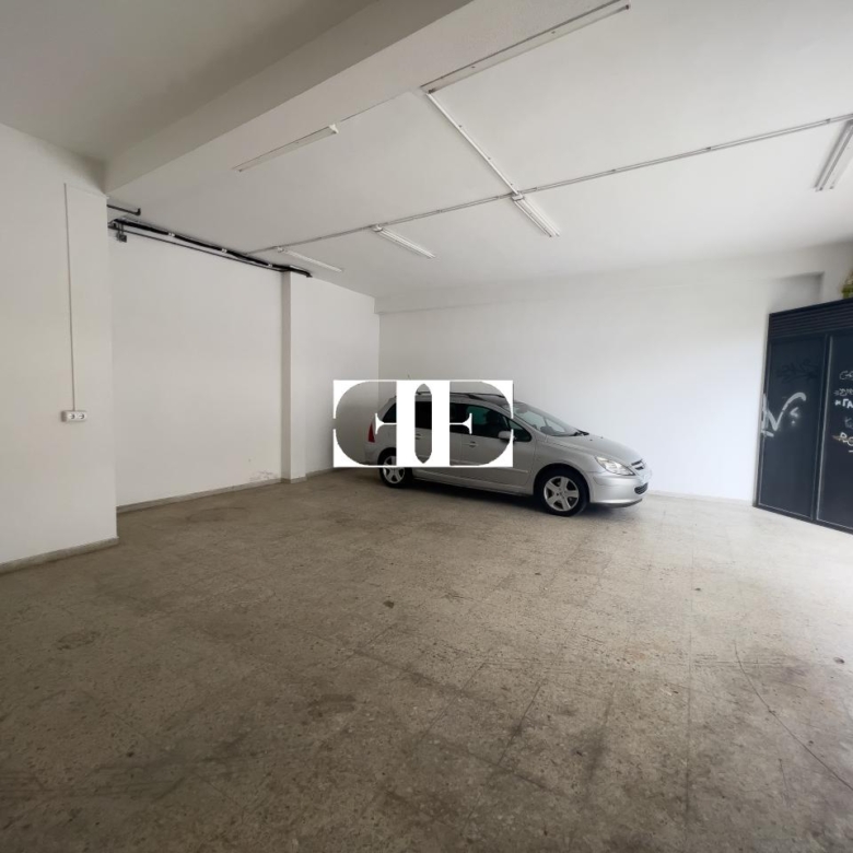 Local comercial en Vigo: Ideal para Oficinas con Garaje Espacioso