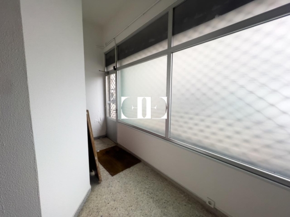 Local comercial en Vigo: Ideal para Oficinas con Garaje Espacioso