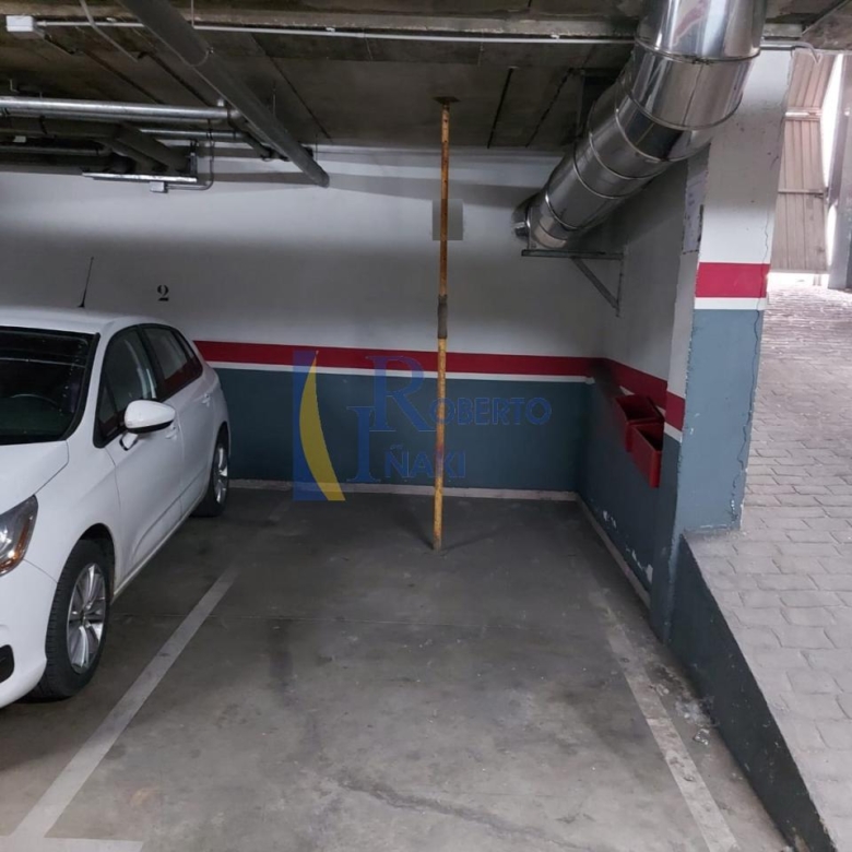 Plaza para coche en Valencia de Don Juan