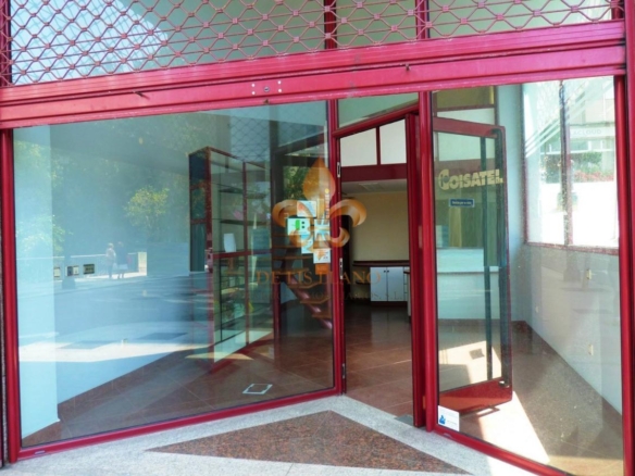 Local en venta en Pi y Margall – Camelias, Vigo