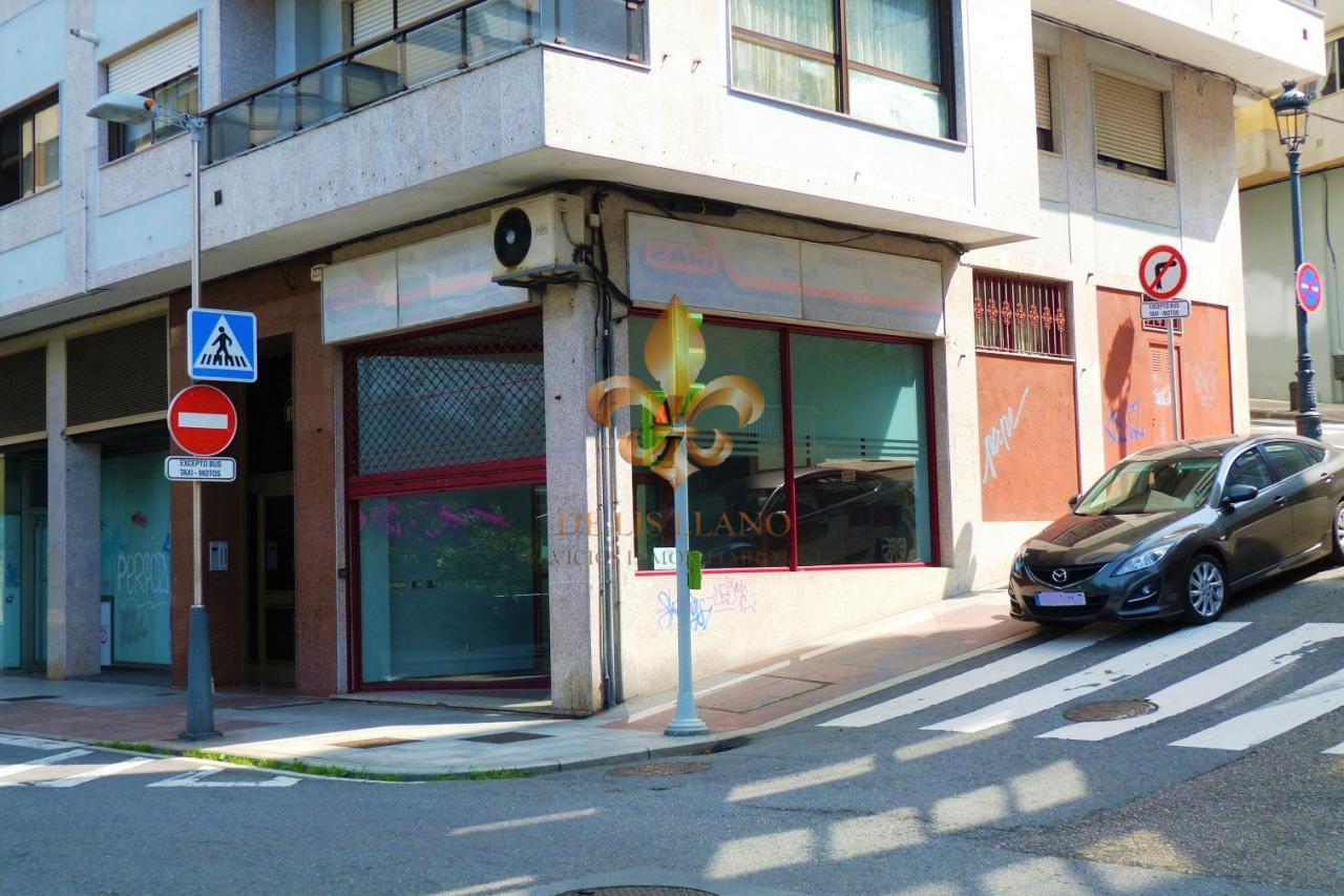 168814186619600023894_168814159550 Local en venta en Pi y Margall – Camelias, Vigo