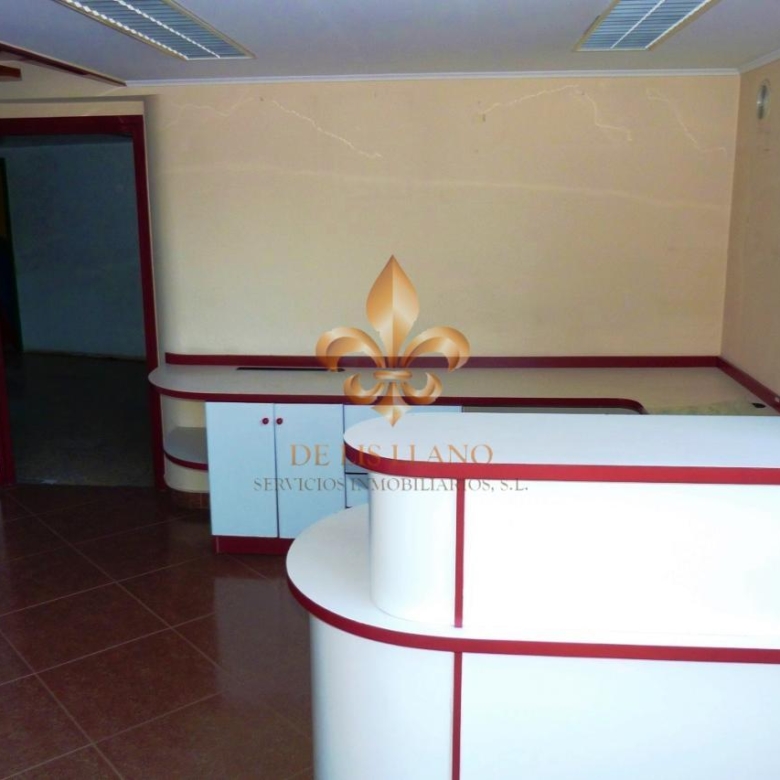 Local en venta en Pi y Margall – Camelias, Vigo