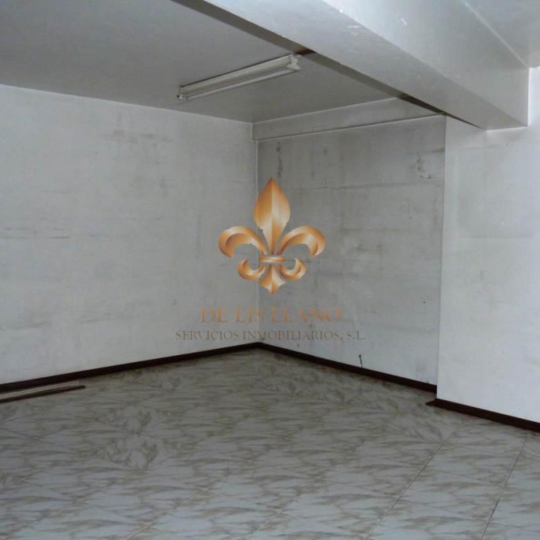Local en venta en Pi y Margall – Camelias, Vigo
