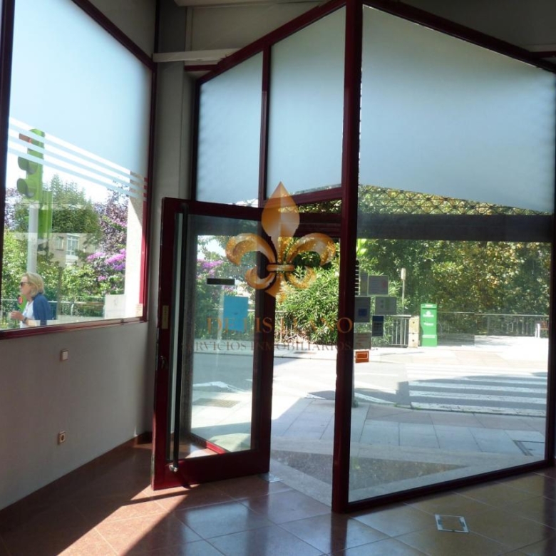 Local en venta en Pi y Margall – Camelias, Vigo