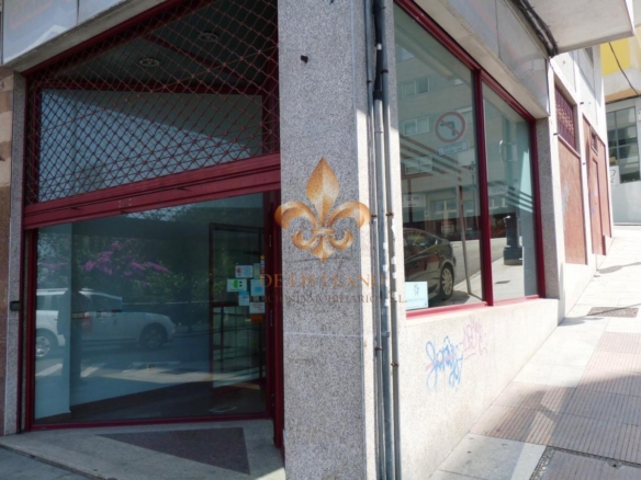 Local en venta en Pi y Margall – Camelias, Vigo
