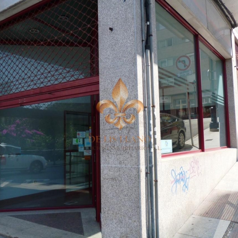 Local en venta en Pi y Margall – Camelias, Vigo