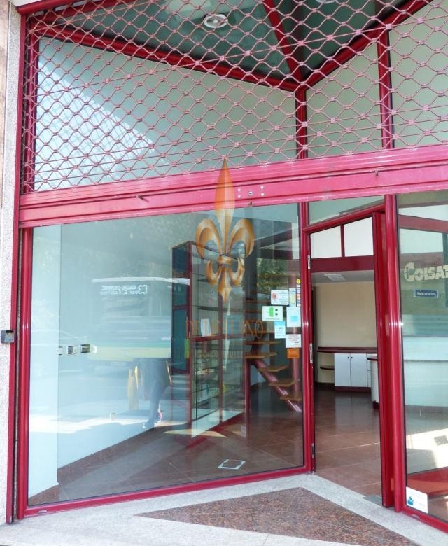 Local en venta en Pi y Margall – Camelias, Vigo