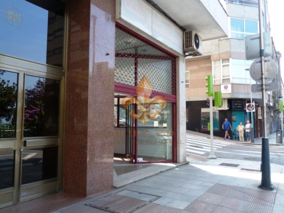Local en venta en Pi y Margall – Camelias, Vigo