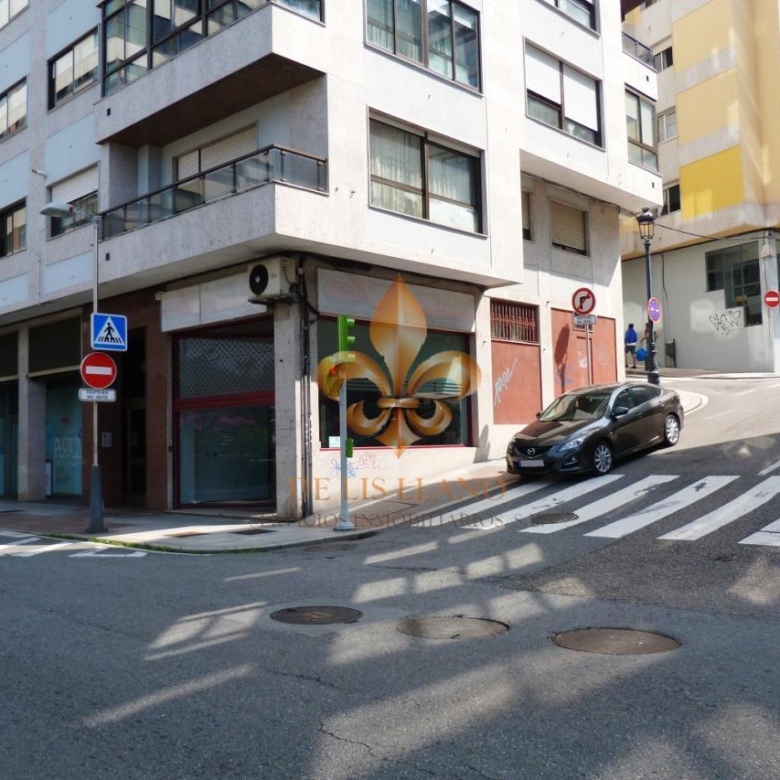 Local en venta en Pi y Margall – Camelias, Vigo