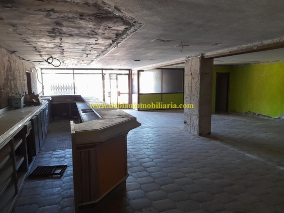 LOCAL COMERCIAL DE 330 M2